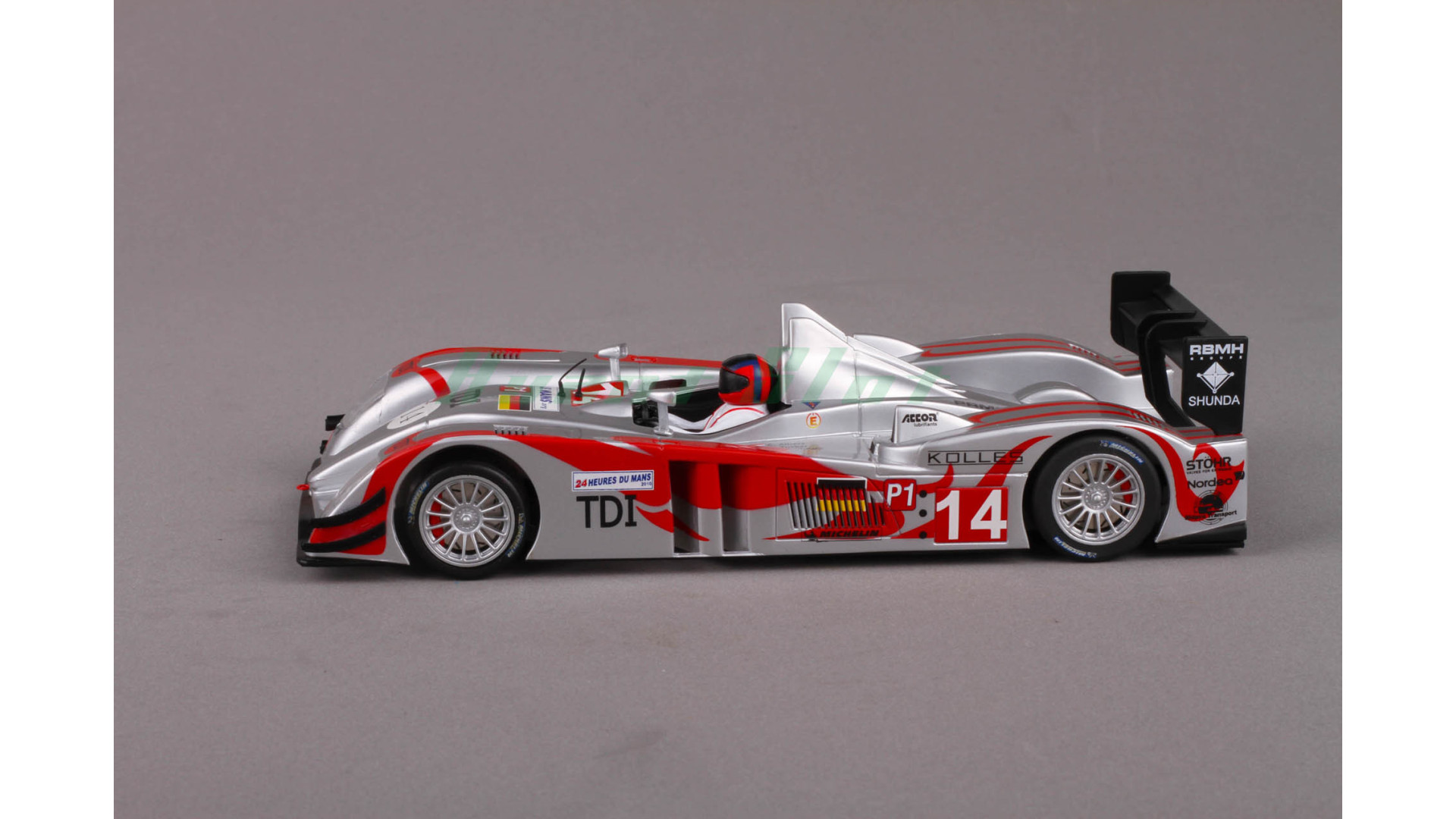 Audi R10 - Team Kolles Le Mans 2010 No.14
