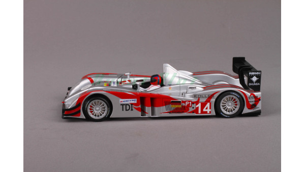 Audi R10 - Team Kolles Le Mans 2010 No.14
