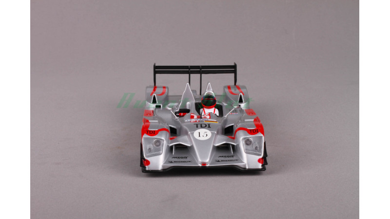 Audi R10 - Team Kolles Le Mans 2010 No.15 2
