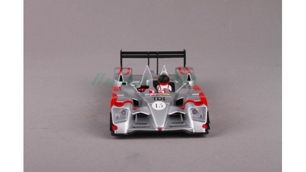 Audi R10 - Team Kolles Le Mans 2010 No.15