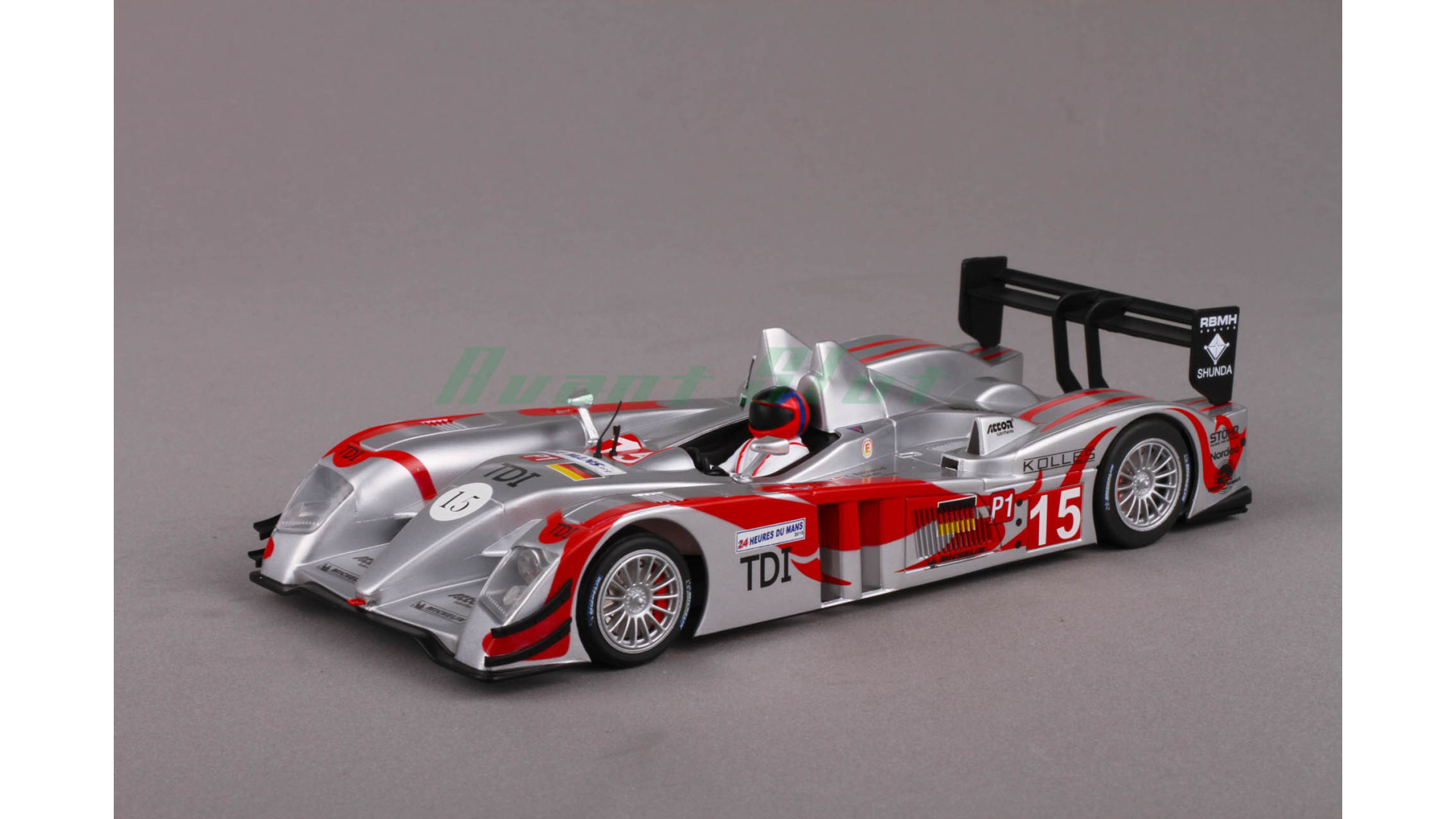 Audi R10 - Team Kolles Le Mans 2010 No.15