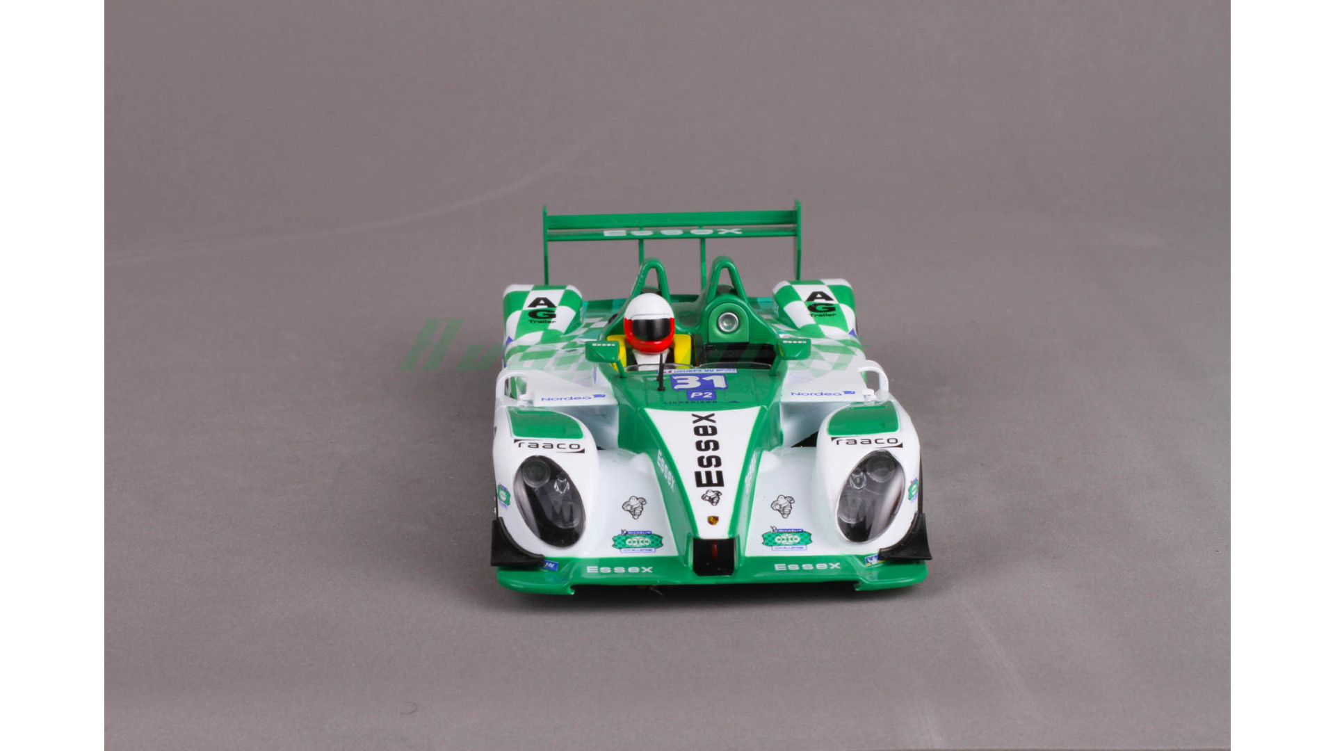 Porsche Spyder verde