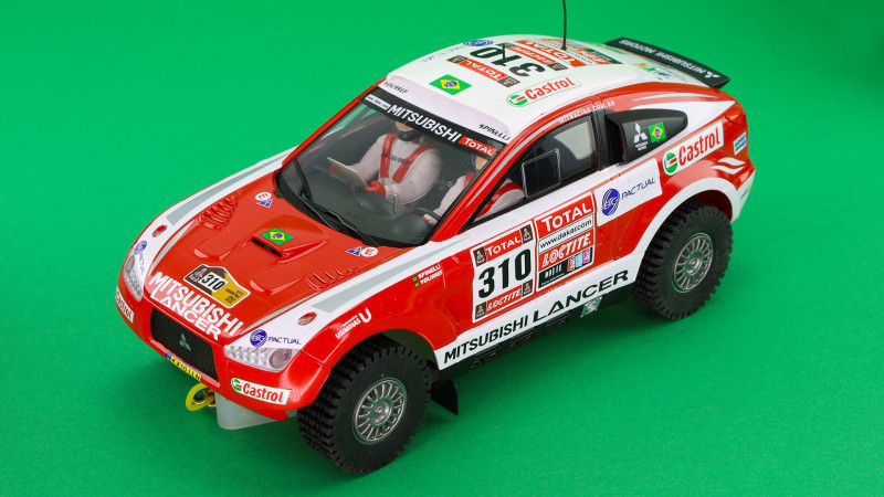 Mitsubishi Lancer Racing - Rally Dakar