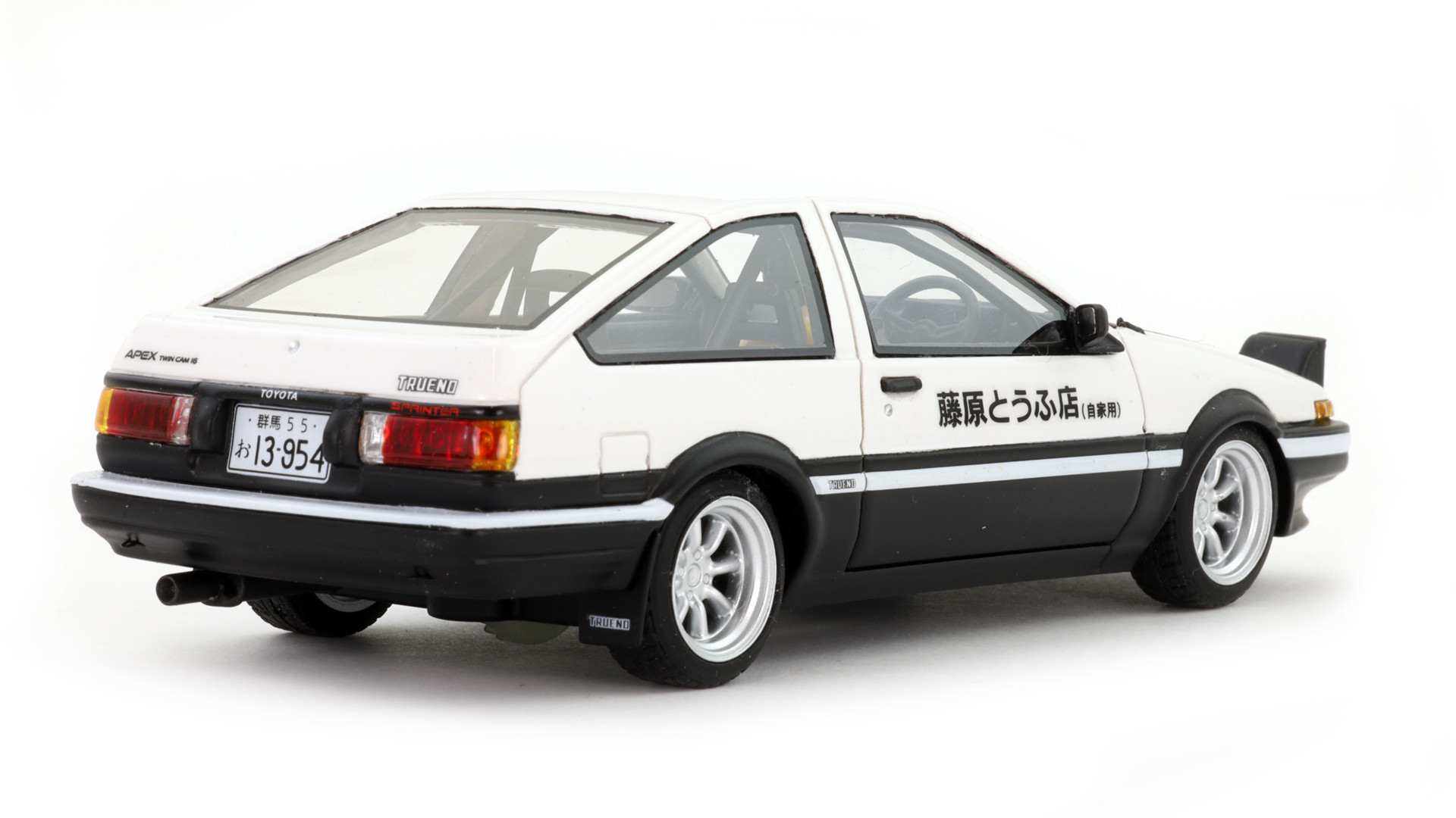 Toyota Trueno A86 White Black