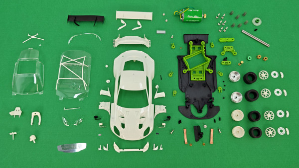 AMV GT3 EVO - White Kit