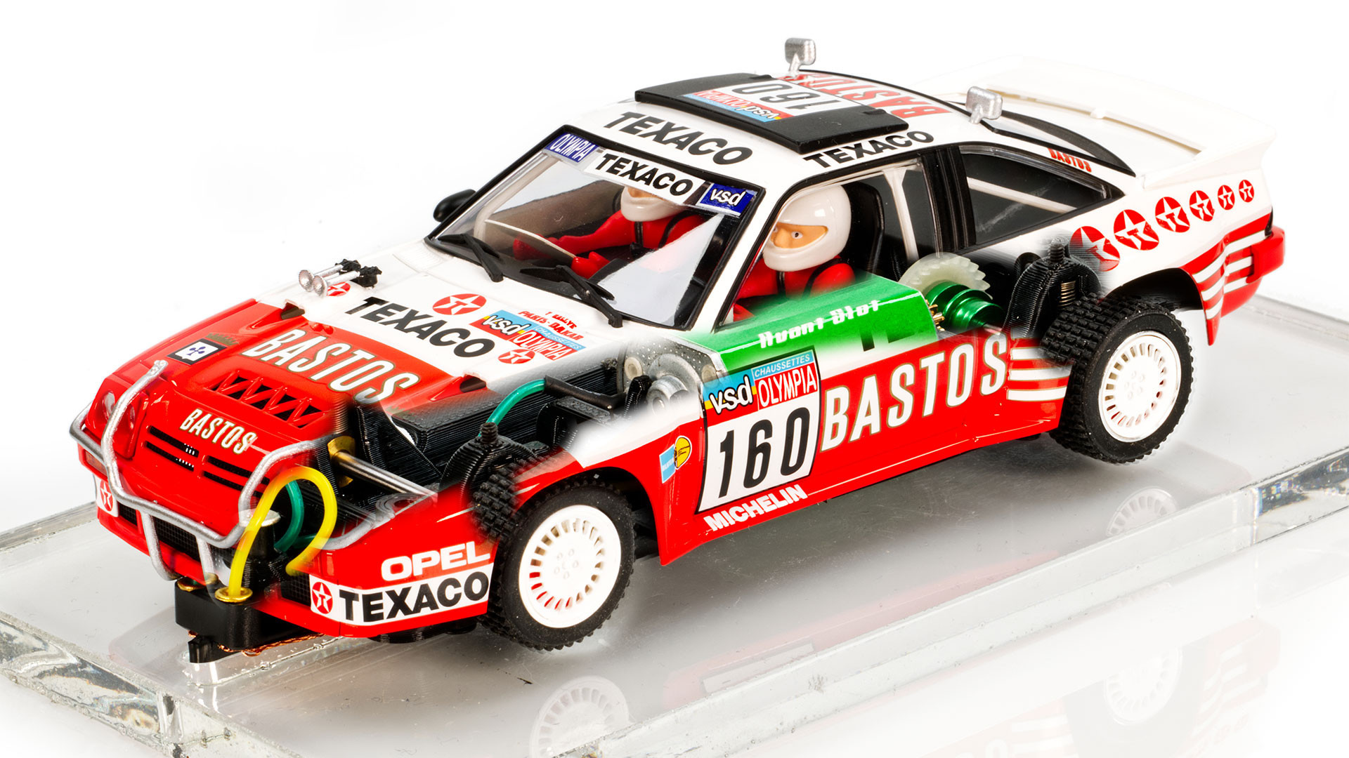 Opel Manta 400 Paris - Dakar 1985   G. Colsoul - A. Lopes