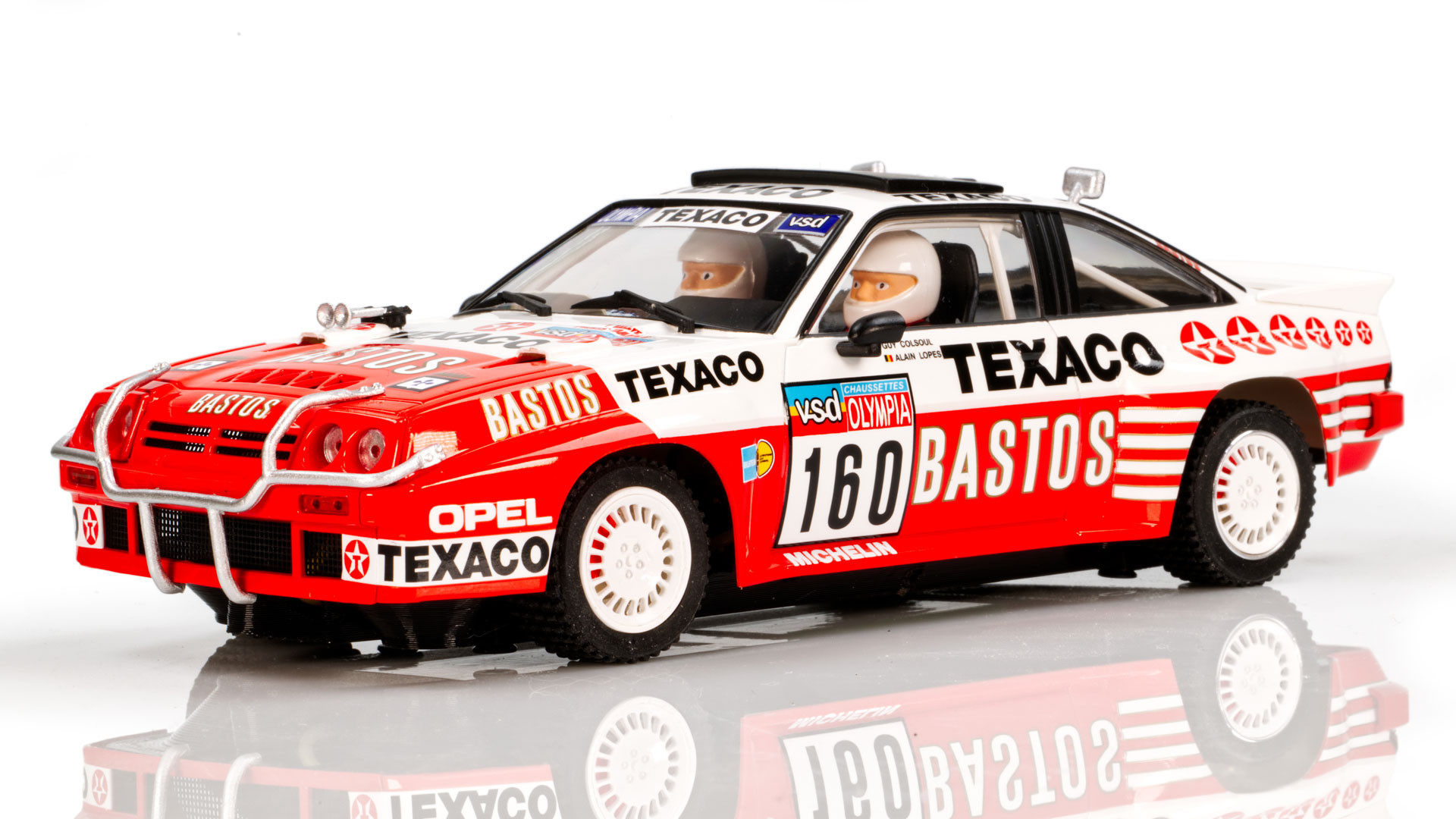 Opel Manta 400 Paris - Dakar 1985   G. Colsoul - A. Lopes